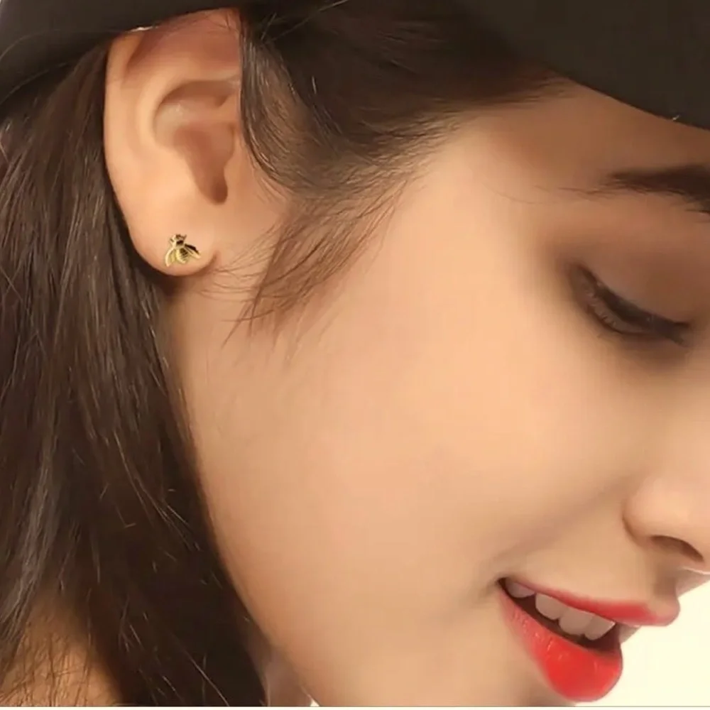 Gold bumblebee earrings